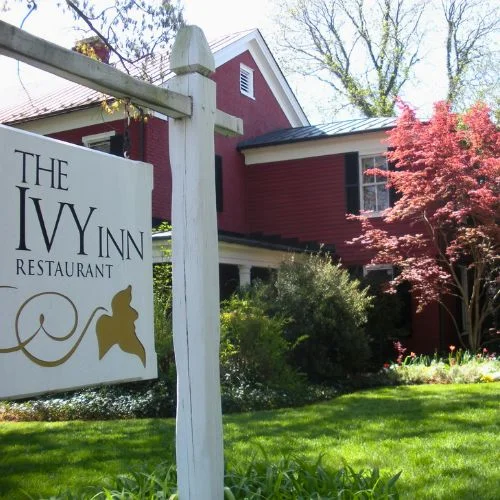 Ivy Inn Restaurant Thanksgiving dinner near Crozet VA